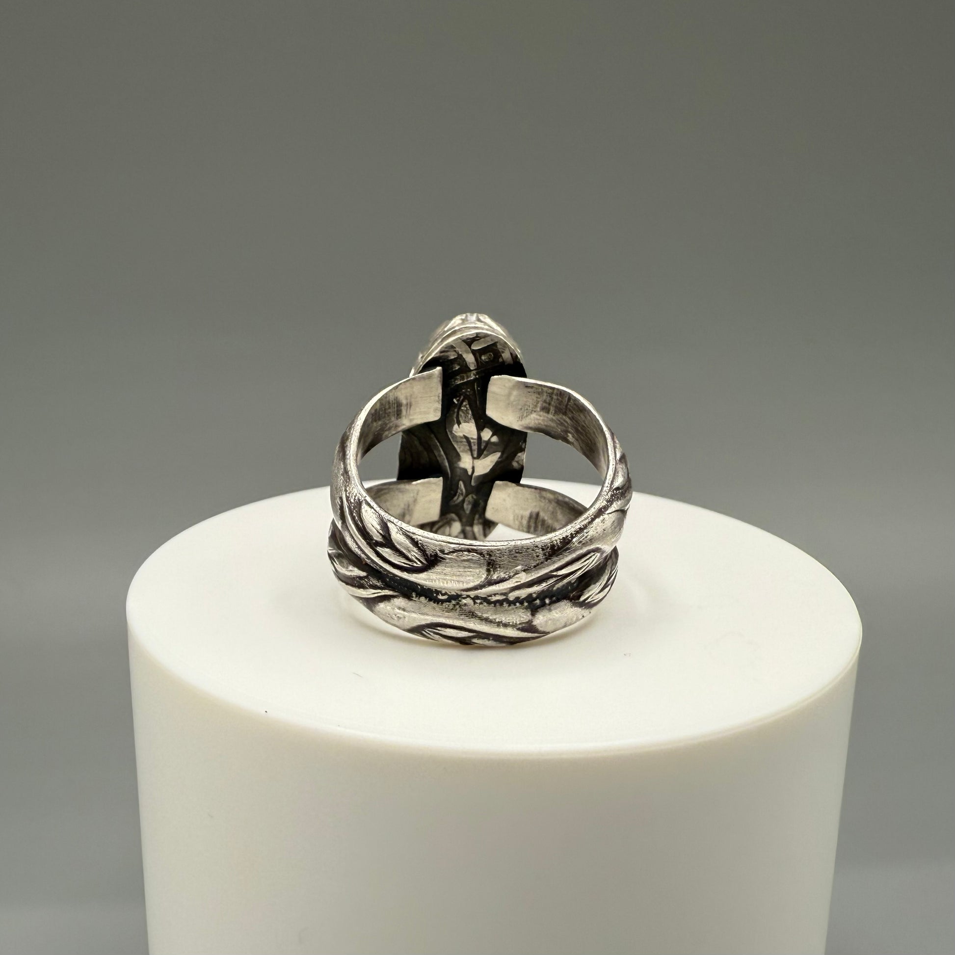 Black Labradorite Sterling Silver Ring