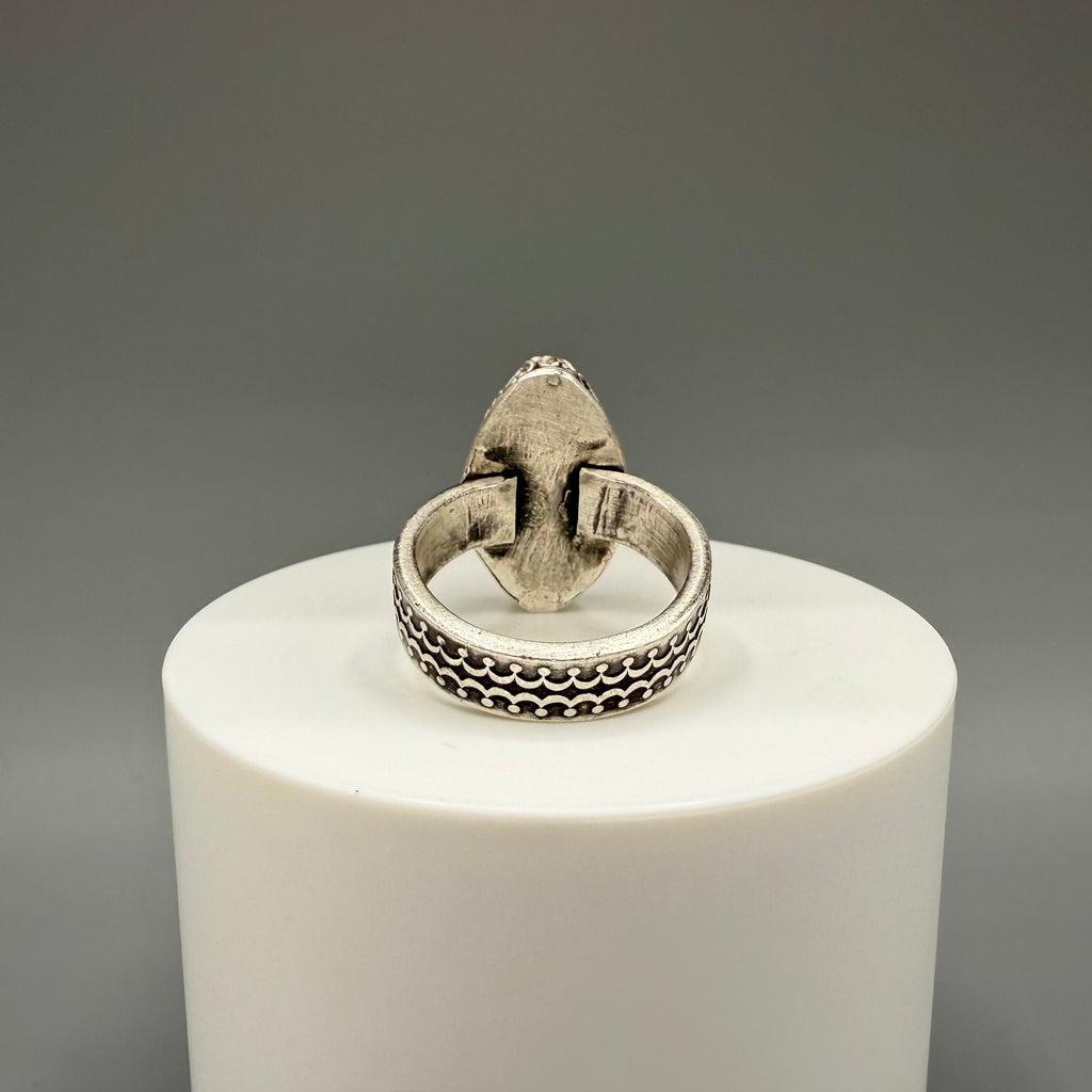 Labradorite Sterling Silver Ring