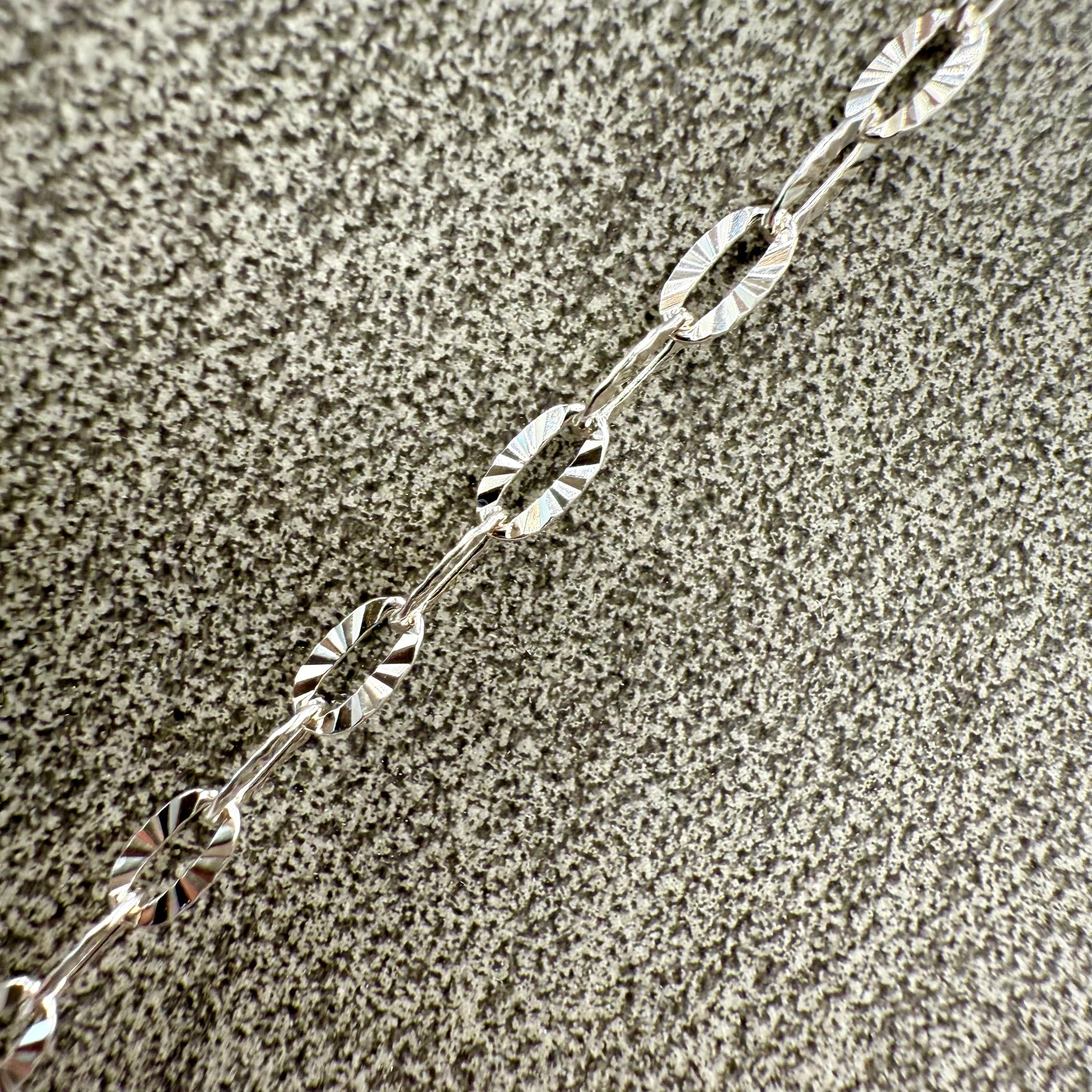 Green Dyed Agate Chainmaille Sterling Silver Necklace